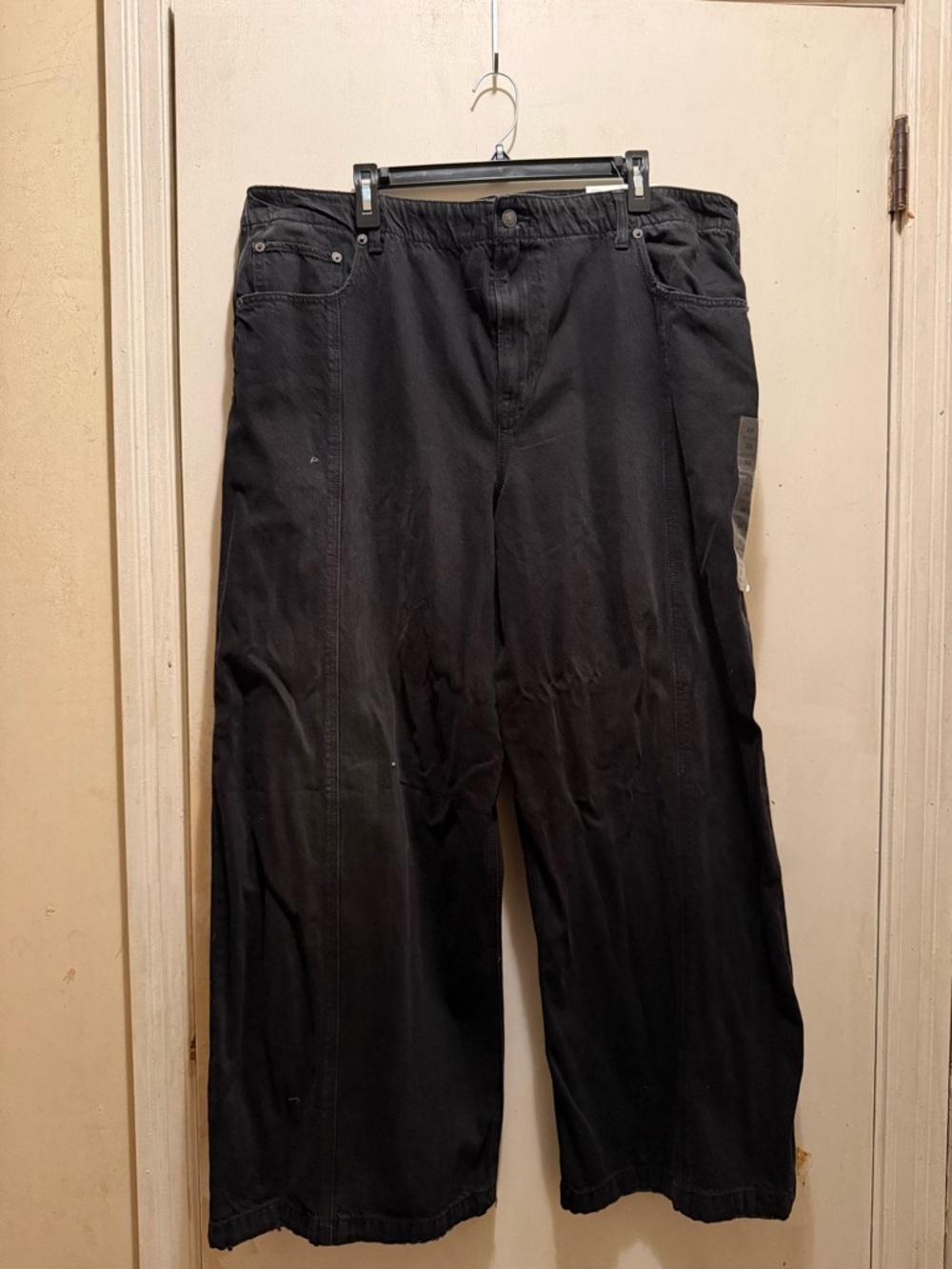American Eagle Outfitters High-Rise Black Wide-Leg Baggy Jeans